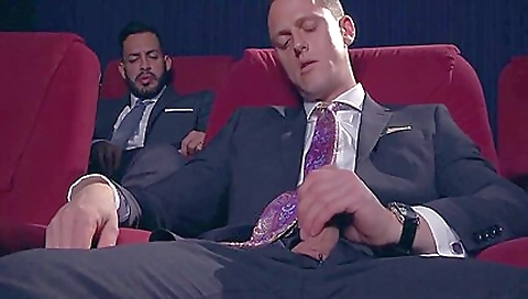 Shakew humor up with at giseo