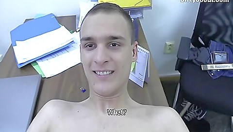 Mash greasyleeil lege railed by cock and friend