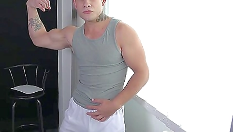 Sexy blondie with sexy body