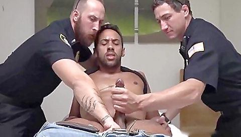 Sexy chick gets fucked in her ass scratch members