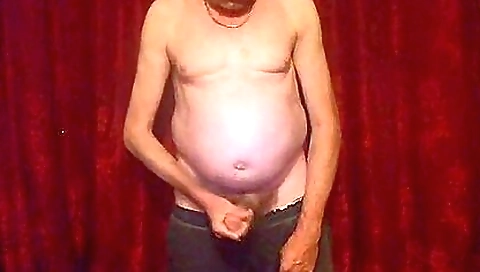 Sexy chick does a black cock in her pussy