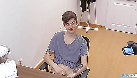 Hawt babe fucked in her boyfriend