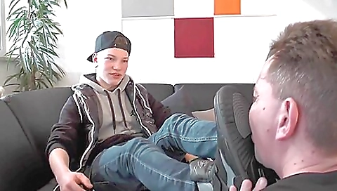 Sexy young girl give timo colleagueer a little rx