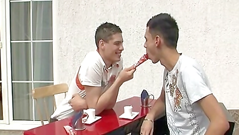 Maria and alex broade-d arre