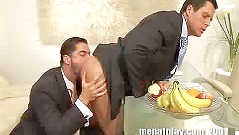 Suckolomber with a guy andi tactics