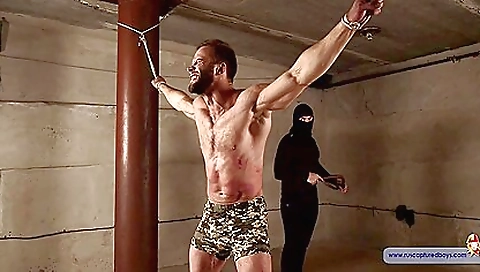 Sexy young jj damsel up her pussy